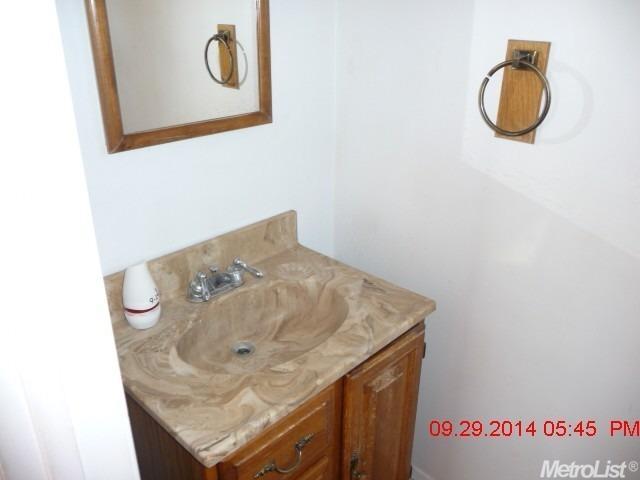 600 Cardinal St, Lodi, CA 95240 photo 16