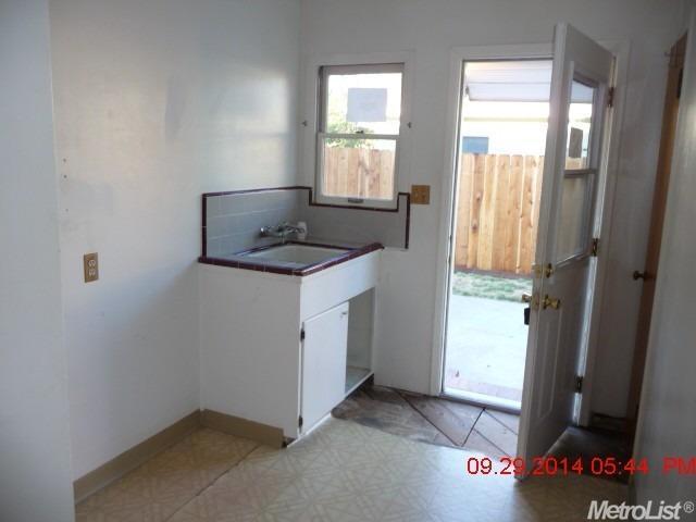 600 Cardinal St, Lodi, CA 95240 photo 7