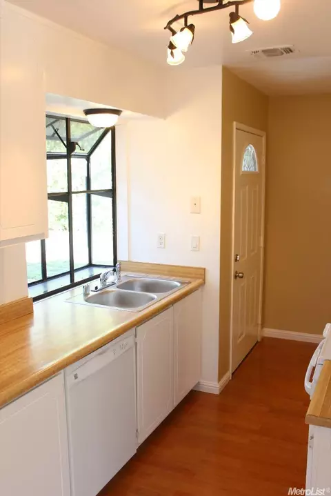 5652 Angelo Dr, Loomis, CA 95650 photo 9