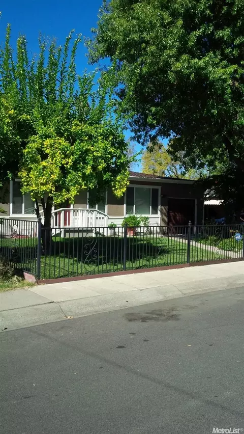 1771 Sunshine Dr, Concord, CA 94520 photo 1
