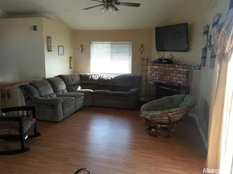 732 Park Meadow Dr, Modesto, CA 95358 photo 4