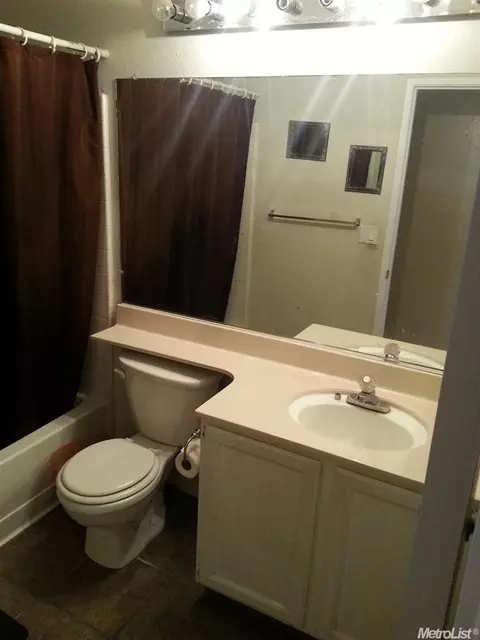 732 Park Meadow Dr, Modesto, CA 95358 photo 16