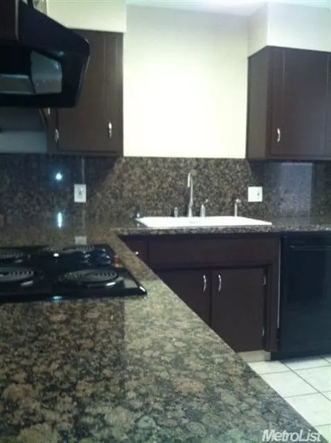 3205 Shane Ln, Modesto, CA 95355 photo 3