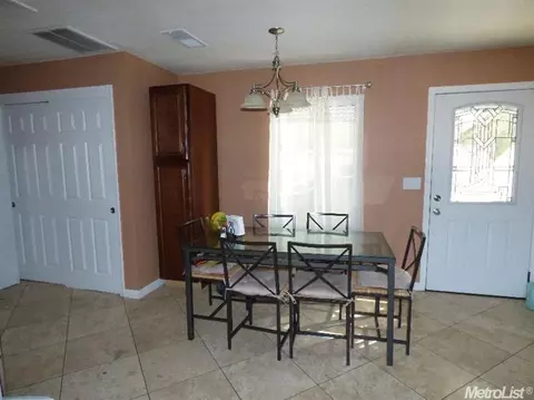 7214 Vine Ave, Winton, CA 95388 photo 3