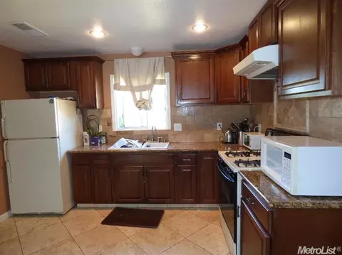 7214 Vine Ave, Winton, CA 95388 photo 8
