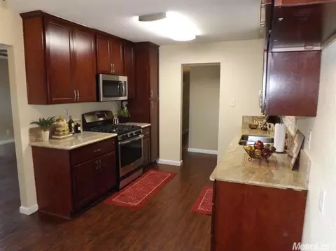305 Rafael Dr, Elverta, CA 95626 photo 4