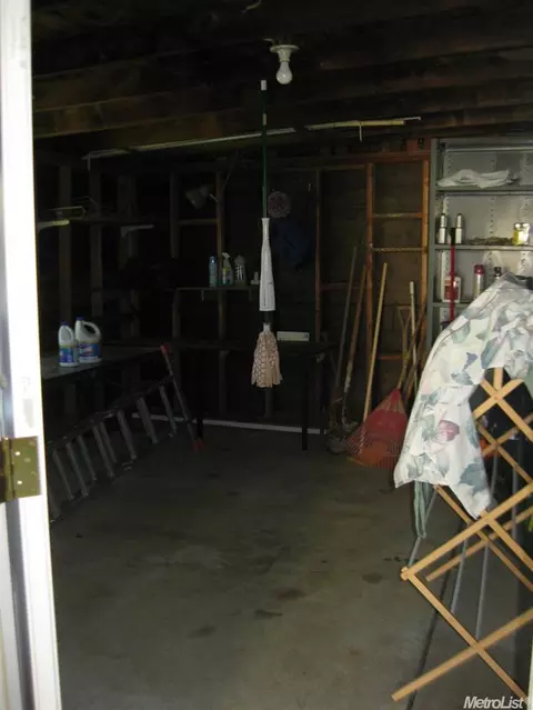 402 Mesa St, Wheatland, CA 95692 photo 9