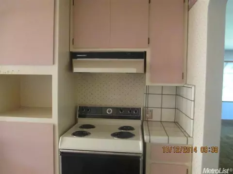 1106 Lloyd St, Lodi, CA 95240 photo 6