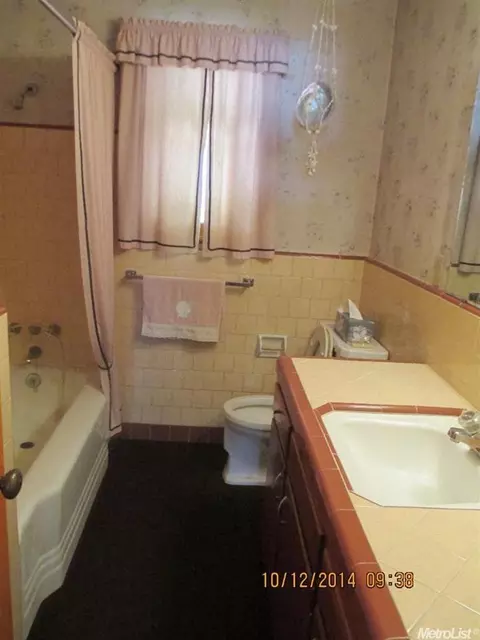 1106 Lloyd St, Lodi, CA 95240 photo 10