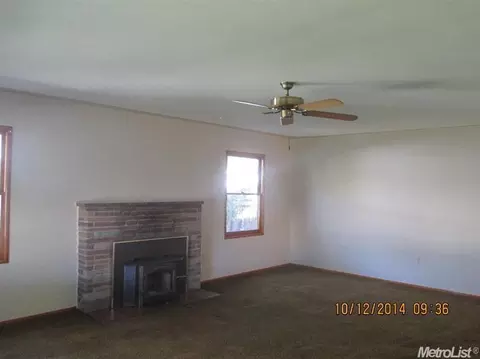 1106 Lloyd St, Lodi, CA 95240 photo 4
