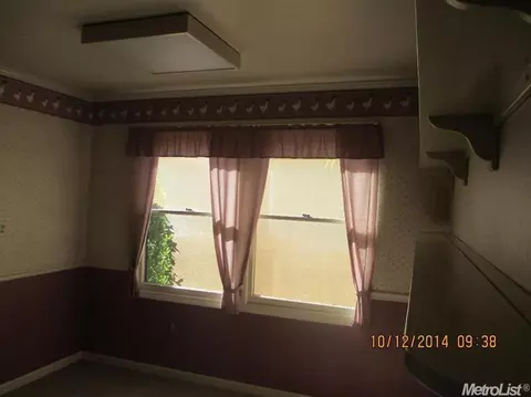 1106 Lloyd St, Lodi, CA 95240 photo 8