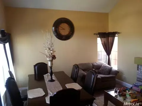 1560 Doe Trail Ln, Tracy, CA 95376 photo 5