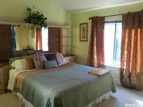 1560 Doe Trail Ln, Tracy, CA 95376 photo 9