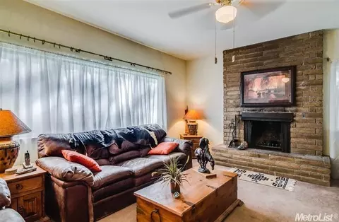 2880 Tracy Ln, Loomis, CA 95650 photo 2
