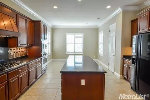 1239 Birchbrook Ct, Manteca, CA 95336 photo 7