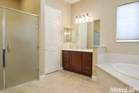 1239 Birchbrook Ct, Manteca, CA 95336 photo 18