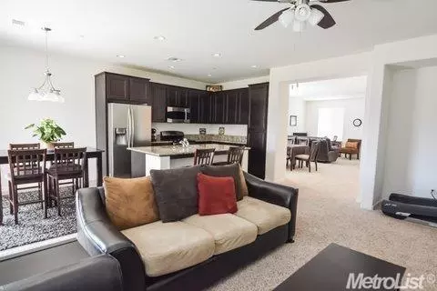 1772 Tickseed Ln, Manteca, CA 95337 photo 9