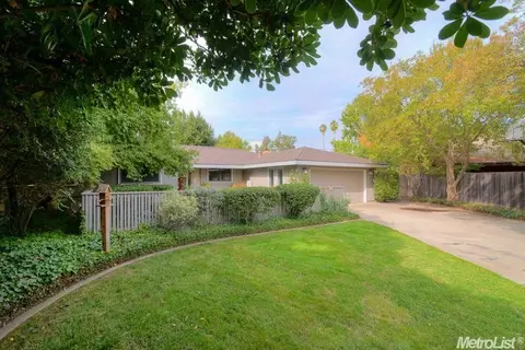 3121 Steinbrenner Ct, Carmichael, CA 95608 photo 4