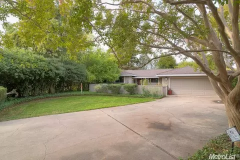 3121 Steinbrenner Ct, Carmichael, CA 95608 photo 6