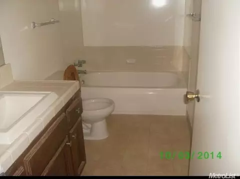 3178 Andre, Turlock, CA 95382 photo 4