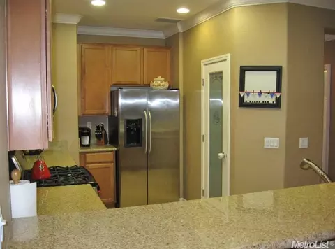 2008 Las Palomas Loop, Lincoln, CA 95648 photo 2