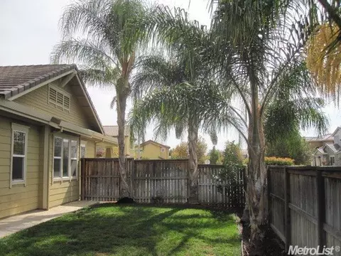 1611 Peony Dr, Tracy, CA 95377 photo 7
