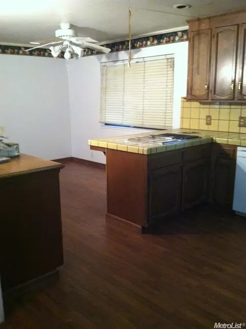 9490 E Handel Rd, Lodi, CA 95240 photo 3