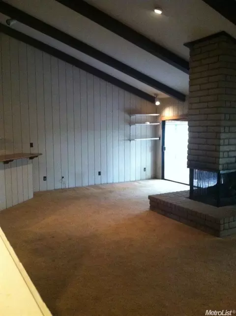 9490 E Handel Rd, Lodi, CA 95240 photo 4