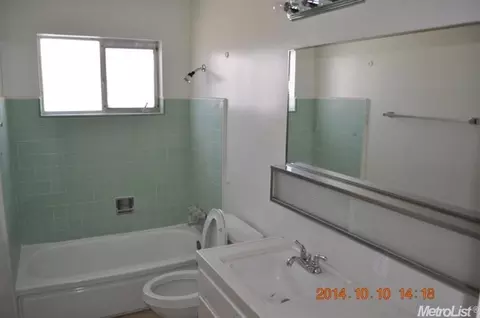 611 Park Ave, Manteca, CA 95337 photo 5