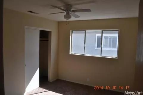 611 Park Ave, Manteca, CA 95337 photo 2