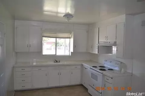 611 Park Ave, Manteca, CA 95337 photo 7
