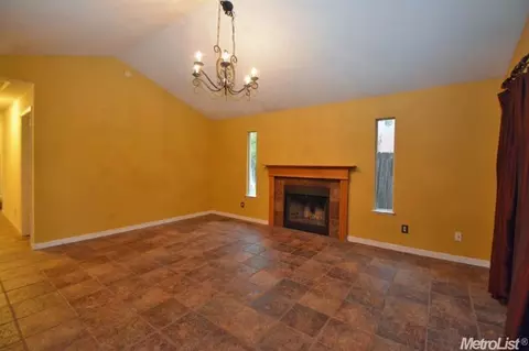 304 White Oak Ln, Winters, CA 95694 photo 7