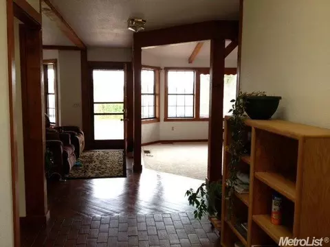 12971 Cherry Rd, Wilton, CA 95693 photo 4