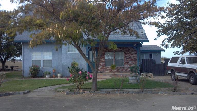 1613 Fig Ave, Patterson, CA 95363 photo 4