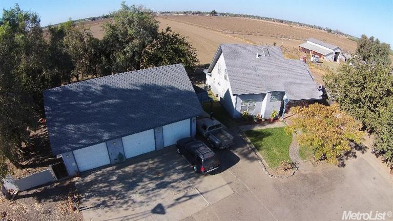 1613 Fig Ave, Patterson, CA 95363 photo 2