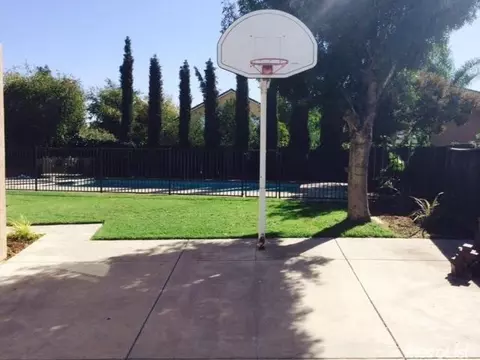 1340 Parkside Dr, Tracy, CA 95376 photo 6