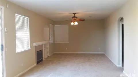 1535 Blush St, Manteca, CA 95336 photo 3