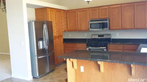 1535 Blush St, Manteca, CA 95336 photo 6