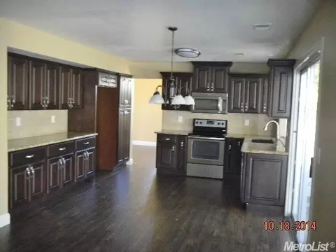 4075 Kalland Ct, Turlock, CA 95382 photo 8