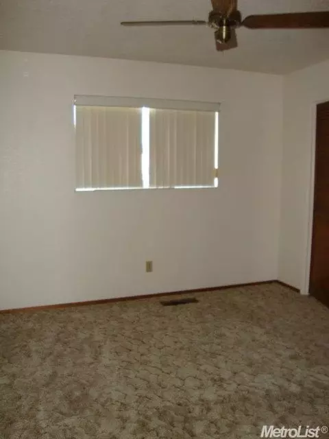 1012 Ohio Ave, Modesto, CA 95358 photo 14