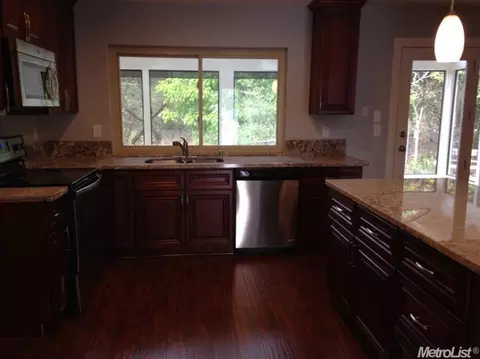 7141 Murdock Ct, Carmichael, CA 95608 photo 12
