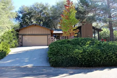 23285 Shadow Dr, Auburn, CA 95602 photo 1
