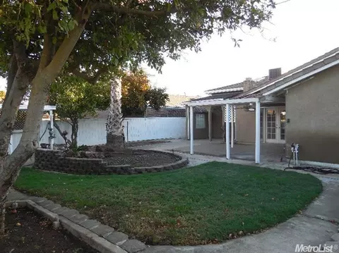 941 Locust Ave, Manteca, CA 95337 photo 14