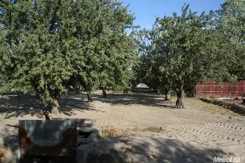 737 S Mitchell Rd, Turlock, CA 95380 photo 12