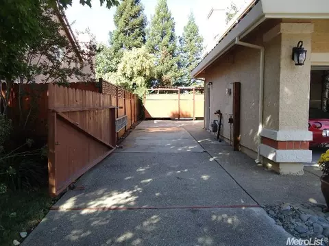 104 Finchley Ln, Folsom, CA 95630 photo 23