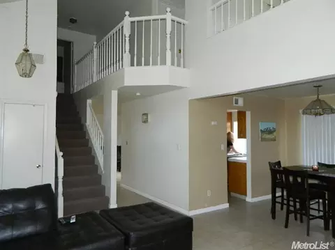 609 Park Meadow Dr, Modesto, CA 95358 photo 7