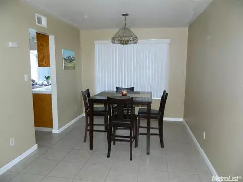 609 Park Meadow Dr, Modesto, CA 95358 photo 3