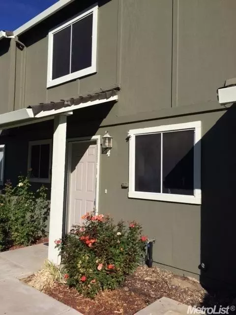 475 Peerless Way #4, Tracy, CA 95376 photo 1