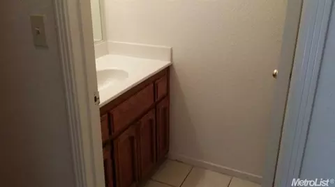 1008 Vindel Ln, Modesto, CA 95350 photo 10