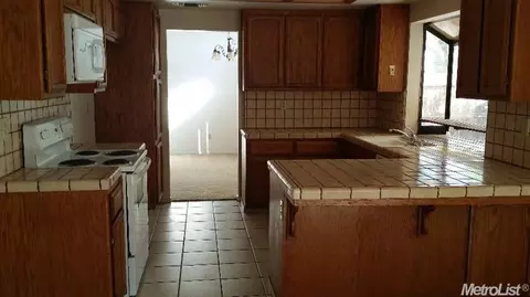 1008 Vindel Ln, Modesto, CA 95350 photo 7